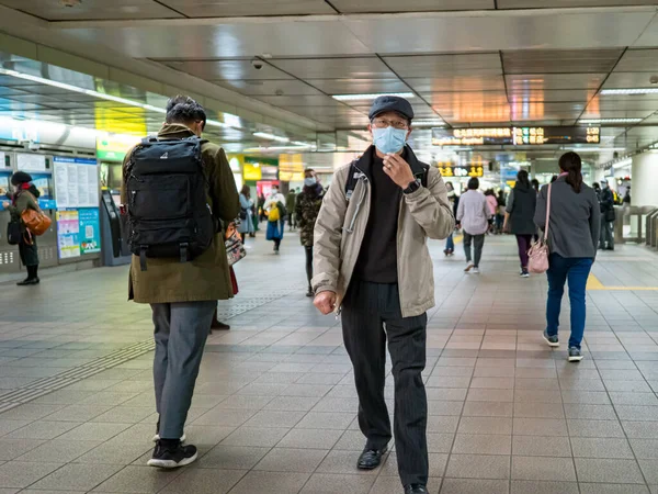 Passeggeri Che Indossano Maschera Facciale Nel Sistema Trasporto Massa Taipei — Foto Stock