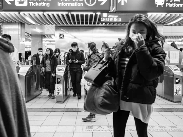 Passagers Portant Masque Facial Dans Système Transport Commun Taipei Taiwan — Photo