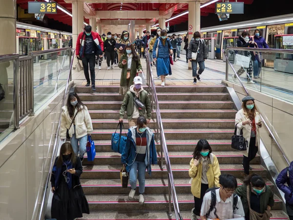 Passengers Wearing Face Mask Mass Transit System Taipei Taiwan — Stock Photo, Image