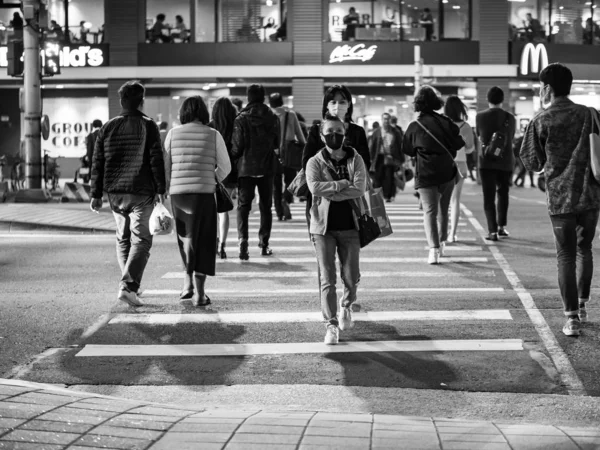 Pasajeros Con Mascarilla Calle Taipei Taiwán —  Fotos de Stock