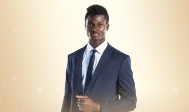 Yakışıklı iş siyah adamı