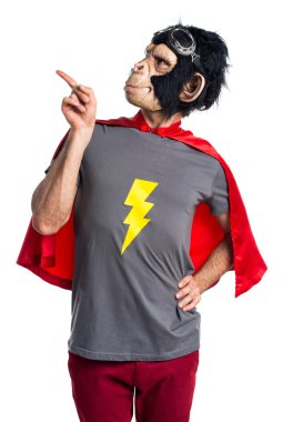 Süper kahraman maymun adam düşünme