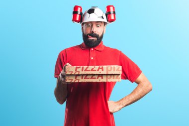 Sakallı esmer spanic adam