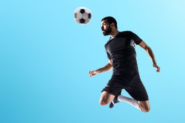 Sakallı esmer spanic adam