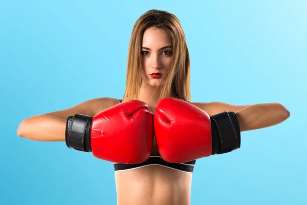 Teen girl with boxing gloves — Stock Photo, Image