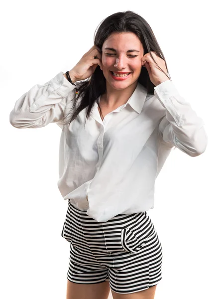 Chica cubriendo sus oídos — Foto de Stock