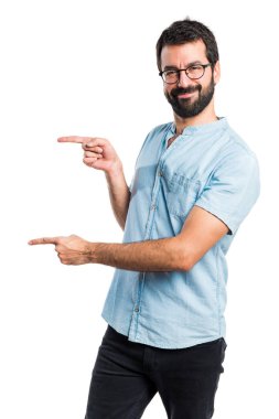 Yakışıklı adam lateral için işaret