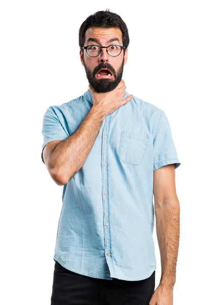 Bonito homem com óculos azuis se afogando — Fotografia de Stock