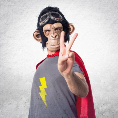 Süper kahraman maymun adam iki sayım