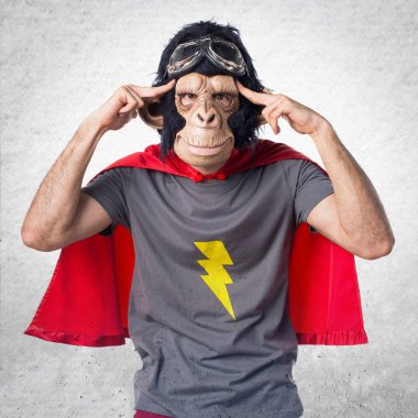 Süper kahraman maymun adam düşünme