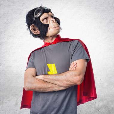 Süper kahraman maymun adam düşünme