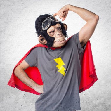 Süper kahraman maymun adam şüpheleri