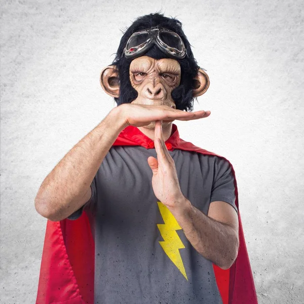 Υπερήρωα μαϊμού άνθρωπος χρονικού ορίου χειρονομία — Φωτογραφία Αρχείου