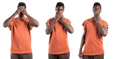 Ağzını kapsayan yakışıklı zenci