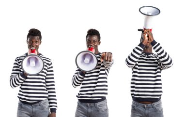 Megafon tarafından bağırarak yakışıklı zenci