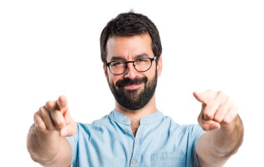 Yakışıklı adam önüne işaret