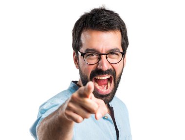 Yakışıklı adam önüne işaret