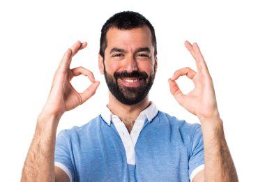 Adam mavi gömlek yapma Ok işareti ile