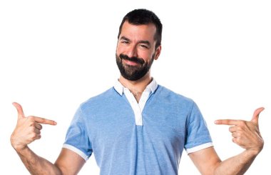 Adam kendisiyle gurur