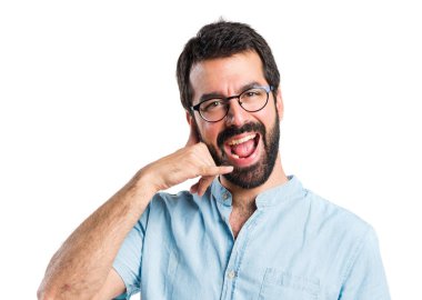 Yakışıklı adam telefon jest yapma