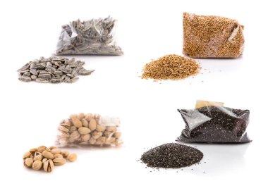 Kuruyemiş izole wite arka plan üzerinde kümesi