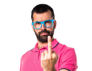 Adam renkli giysileri boynuz jest yapma ile