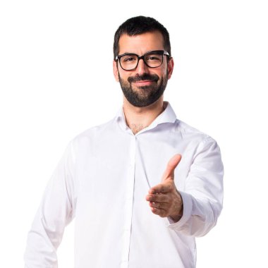 Gözlüklü bir anlaşma yapmadan yakışıklı adam