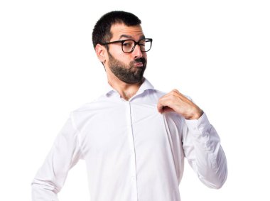 Adam kendisiyle gurur