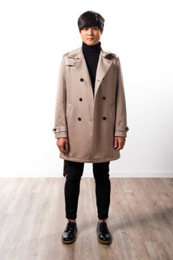 Çin yakışıklı modeli adam Studio