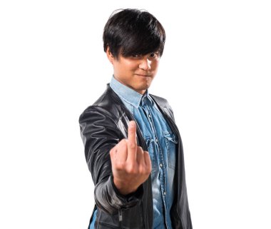 Boynuz jest yapma Asya yakışıklı adam