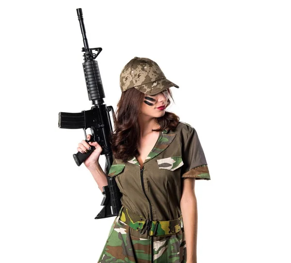 Donna militare con un fucile in mano — Foto Stock