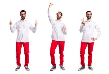 Gözlüklü şanslı yakışıklı adam