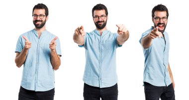 Yakışıklı adam önüne işaret