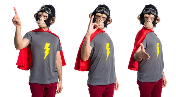 Hombre mono superhéroe haciendo señal OK —  Fotos de Stock