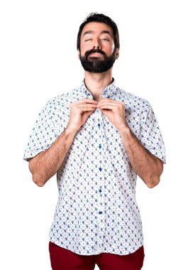 Kendisiyle gurur sakallı yakışıklı esmer adam