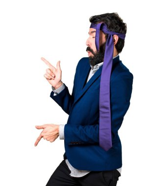 Dans deli ve sarhoş işadamı