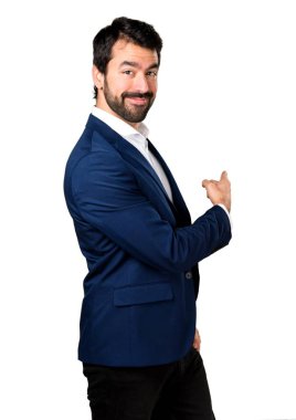 Yakışıklı adam işaret arka