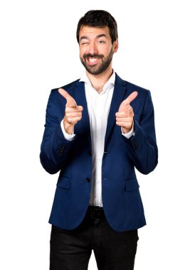 Yakışıklı adam önüne işaret