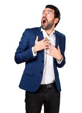 Aşık yakışıklı adam