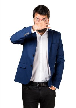 Yakışıklı adam kötü jest kokulu yapma