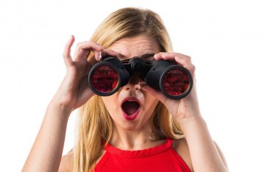 Dürbün ile sarışın kız