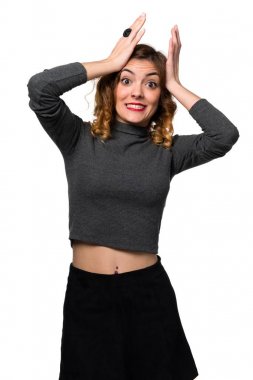 Şüpheleri güzel genç kız