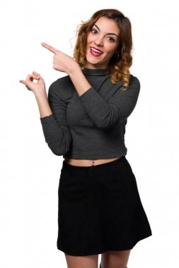 Güzel genç kız için lateral işaret