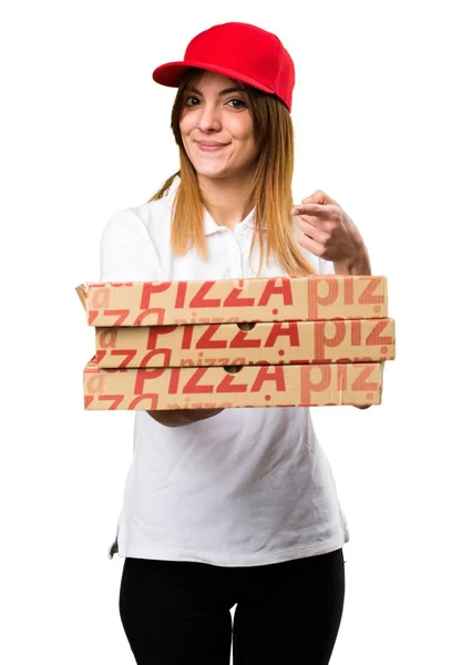 Entrega de pizza mulher segurando algo — Fotografia de Stock