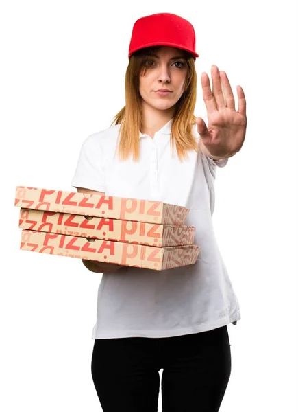 Πίτσα παράδοση γυναίκα κάνοντας σήμα στοπ — Φωτογραφία Αρχείου