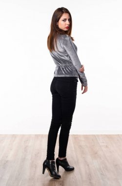 Güzel model kadın poz