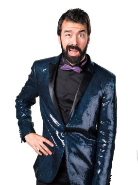 Payet ceket ile yorgun yakışıklı adam