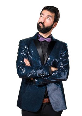 Payet ceket düşünce ile yakışıklı adam