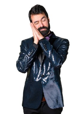 Uyku jest yapma payet ceket ile yakışıklı adam