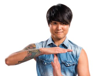 Zaman aşımı jest yapma Asya yakışıklı adam